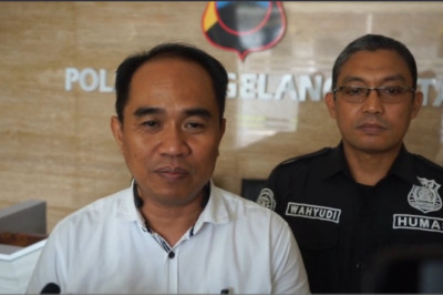 Viral Gangster Bersajam di Kaliangkrik-Bandongan, Ternyata Karena Ban Bocor